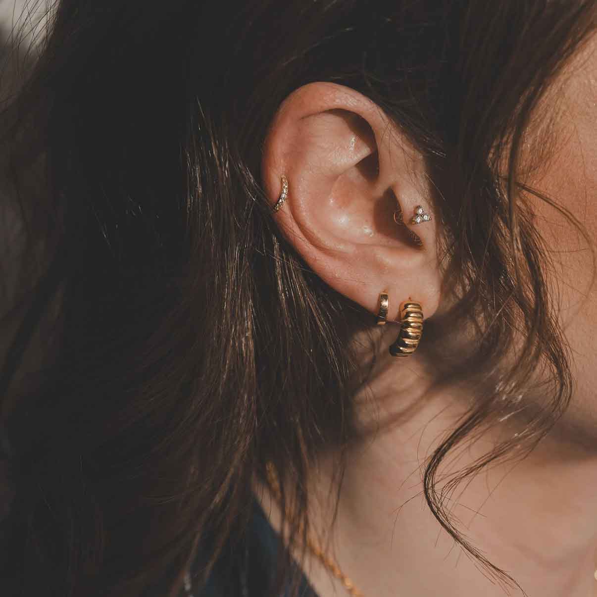 3-Stone Triangle Flat Back Piercing Stud
