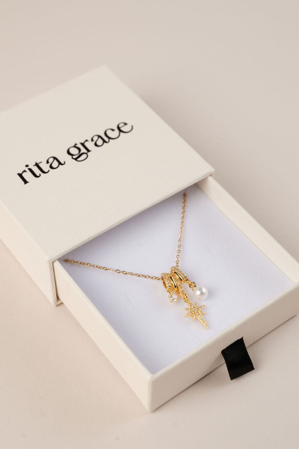 Charm Illusion Pendant Necklace