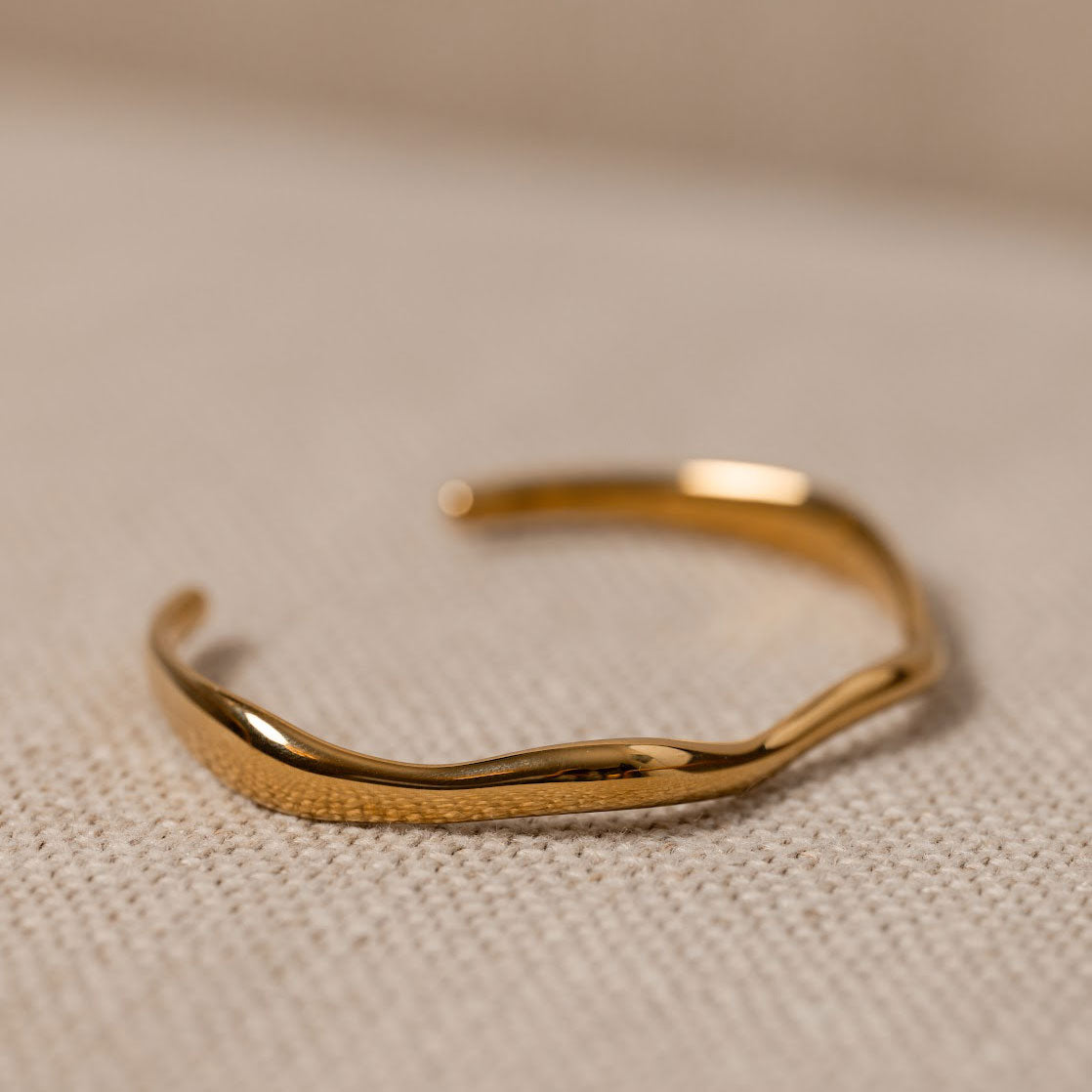 Sculpted Wave Bangle