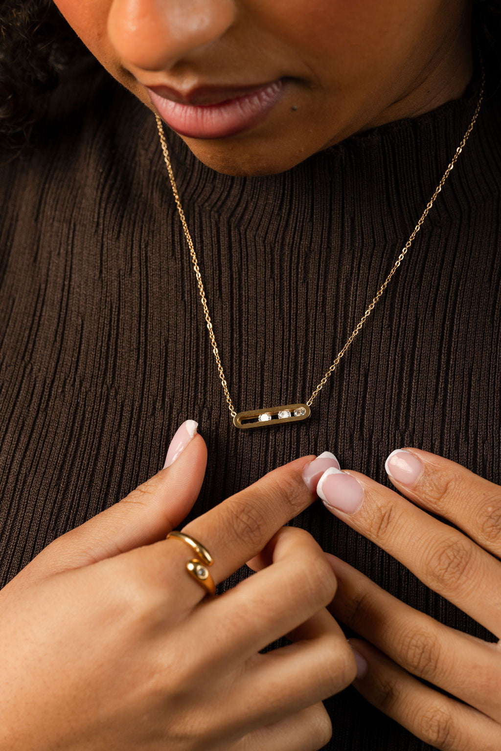 Kinetic Bezel Pendant Necklace