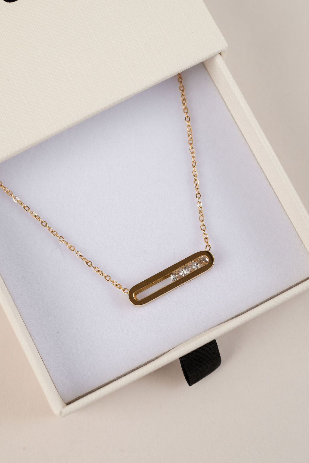 Kinetic Bezel Pendant Necklace